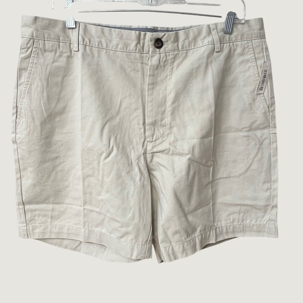 Amazon Essentials Slim Fit Chino Shorts Stone Khaki Mens 38 NWT Preppy Golf